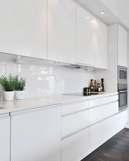trident_glass's tweet photo. Coloured glass splashbacks are a durable yet decorative element in kitchen design. Opt for a neutral colour that will complement your overall scheme, or create a minimalist all-white feature
We respond 24/7 
☎️ 0426 544 333 
💻https://t.co/JOCulTo38H

#GlassReplacement https://t.co/i6qfhoygqb