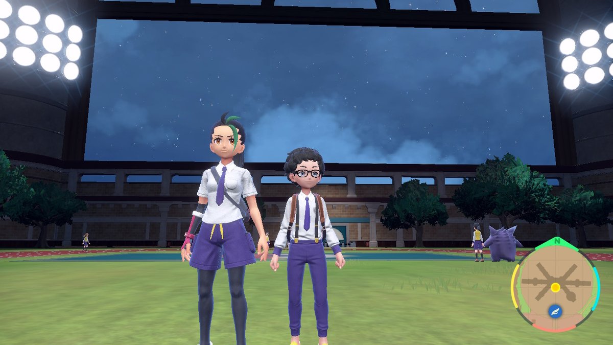 notaleison's tweet photo. am i short #PokemonScarletViolet #NintendoSwitch https://t.co/7eat6QOrGQ