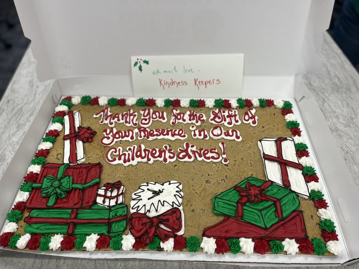 Thank you Kindness Keepers for always being so thoughtful! 💜💛🎄