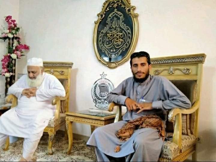 نہ میں گرا نہ میرےامیدوں کے مینارگرے مرشد
کچھ لومجھےگرانے میں کئی بار گرے