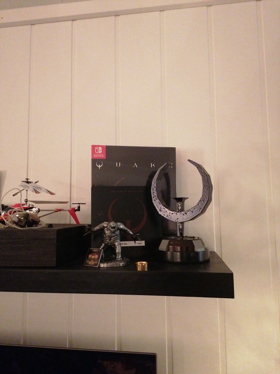 holy shit it's here!, haven't opened the game box yet