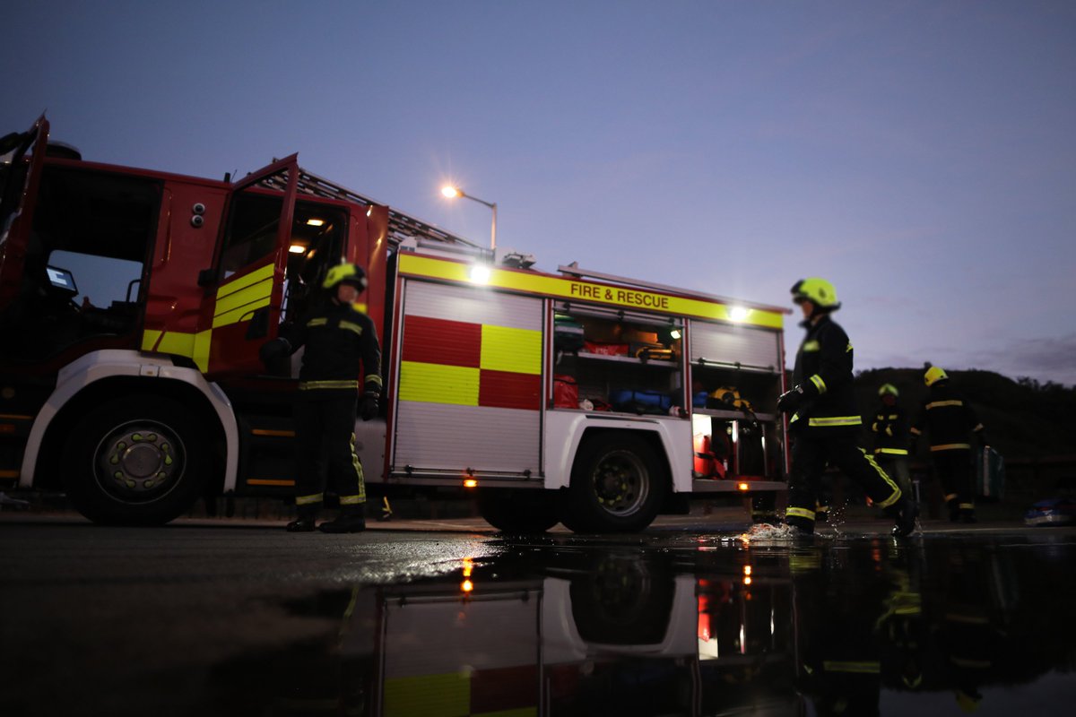 Cleveland Fire Brigade are recruiting and training resilience fire crews to provide ongoing support when required. 

Resilience fire crews and control room operators to provide emergency response support in the event of exceptional demands on our service.