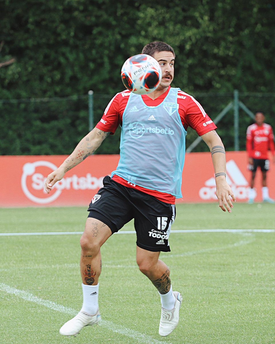 SaoPauloFC's tweet photo. Bora pra segunda semana de pré-temporada 

#VamosSãoPaulo 🇾🇪 https://t.co/BGlhI8ZXOU