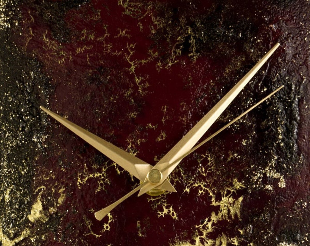 sergioaugustus_'s tweet image. Unusual Wall Clock Dark Red and Gold Quirky Clock with Lights for Modern Home Decor, Luxury Glass Wall Decor Gift for Her, Decorative Clock
 #Unusual #WallDecor #DecorativeClock #ModernHome #clock #wall #DecorLuxury #GlassClocksByCraig #etsy

👉etsy.com/listing/221265…