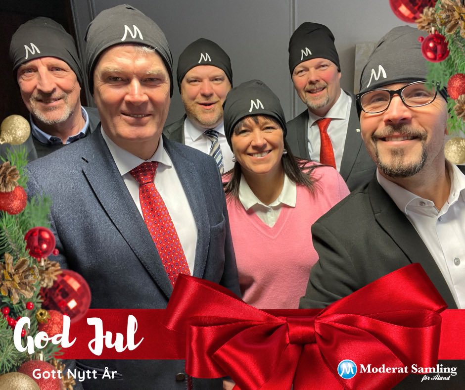 TageSilander's tweet photo. GOD JUL &amp; GOTT NYTT ÅR
Moderaterna på Åland önskar er alla allt det bästa under julfirandet och under all tid därefter! https://t.co/Ok5AlsPS9H