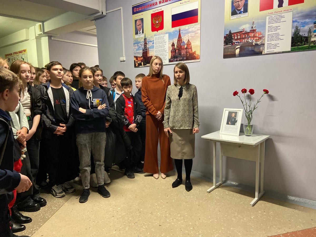 666_mancer's tweet photo. Командир 2го стрелкового взвода лейтенант  Герасимов Данил Александрович 1999 г.р. из посёлка Иртышский Омской обл. за каким-то чёртом решил отдавать долги возле донецкой Великой Новоселки, 11/12/22 схлопотал там МВТ и умер https://t.co/51ZLSDxYdd #всрф #потерьнет #груз200 https://t.co/bbAZvfsvHa