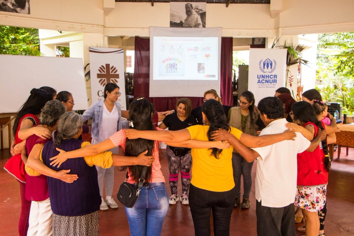 Cáritas Madre de Dios tweet media
