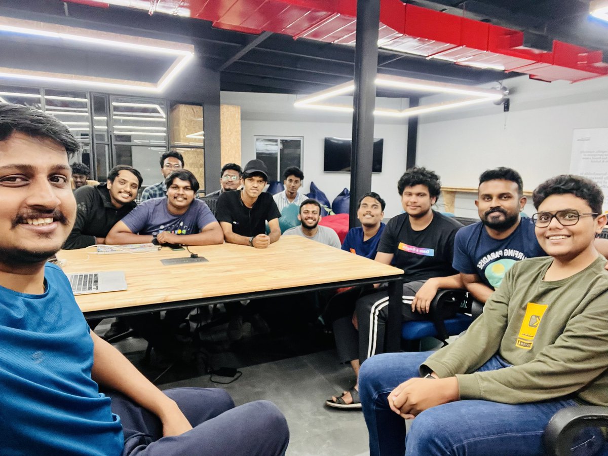 BodhishThomas's tweet image. Super excited to intract with the #TinkerSpace community. Its a unique super cool space for learning new technologies.

#TinkerHub #community #learning