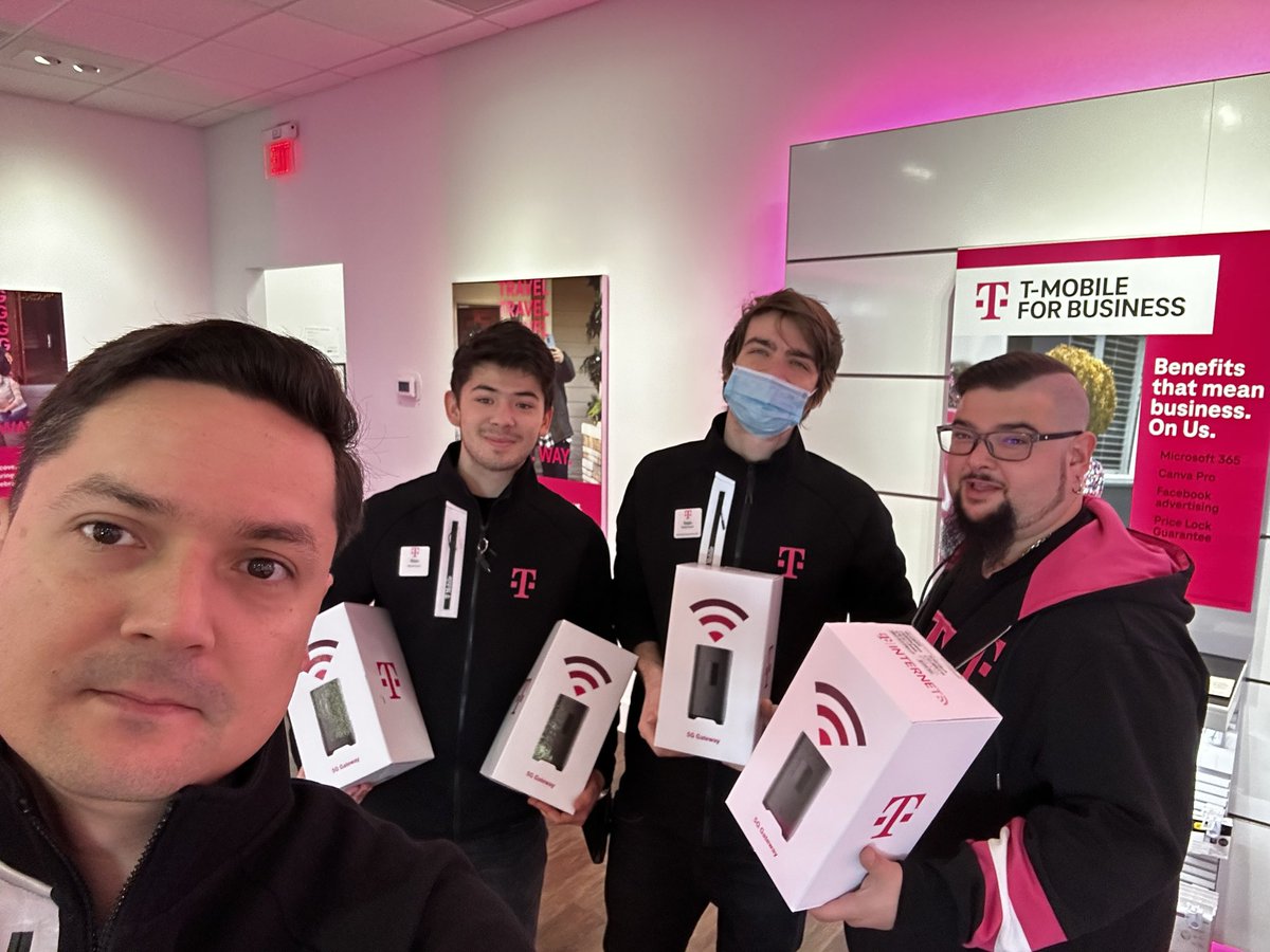 Eziz Kurbanov tweet media