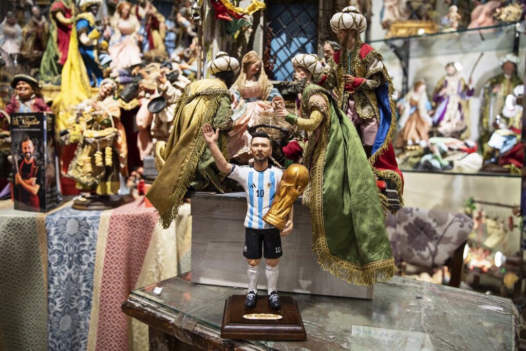 Everything Napoli tweet media