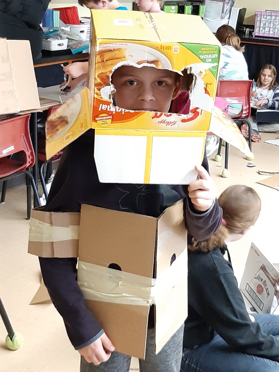 R_Sharks's tweet photo. 4Sharkey and 4/5Davis let their imaginations run wild for cardboard creation day!  @SchoolUniacke @CCRCE_NS #cardboardday #cardboardcreations #STEMeducation #stemchallenge https://t.co/U3XqgpSKhe