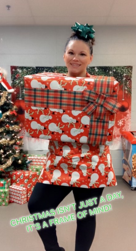 BedCoSchools's tweet photo. Our cafeteria staffs like sharing the #Christmas spirit with our students and staff! Check out a few of these spirited costumes for Christmas Movie Character Day at #ShelbyvilleCentralHighSchool, #LearningWayElementary & #EakinElementary! #MerryChristmas #BedfordCountySchools https://t.co/68MiVYQR6H