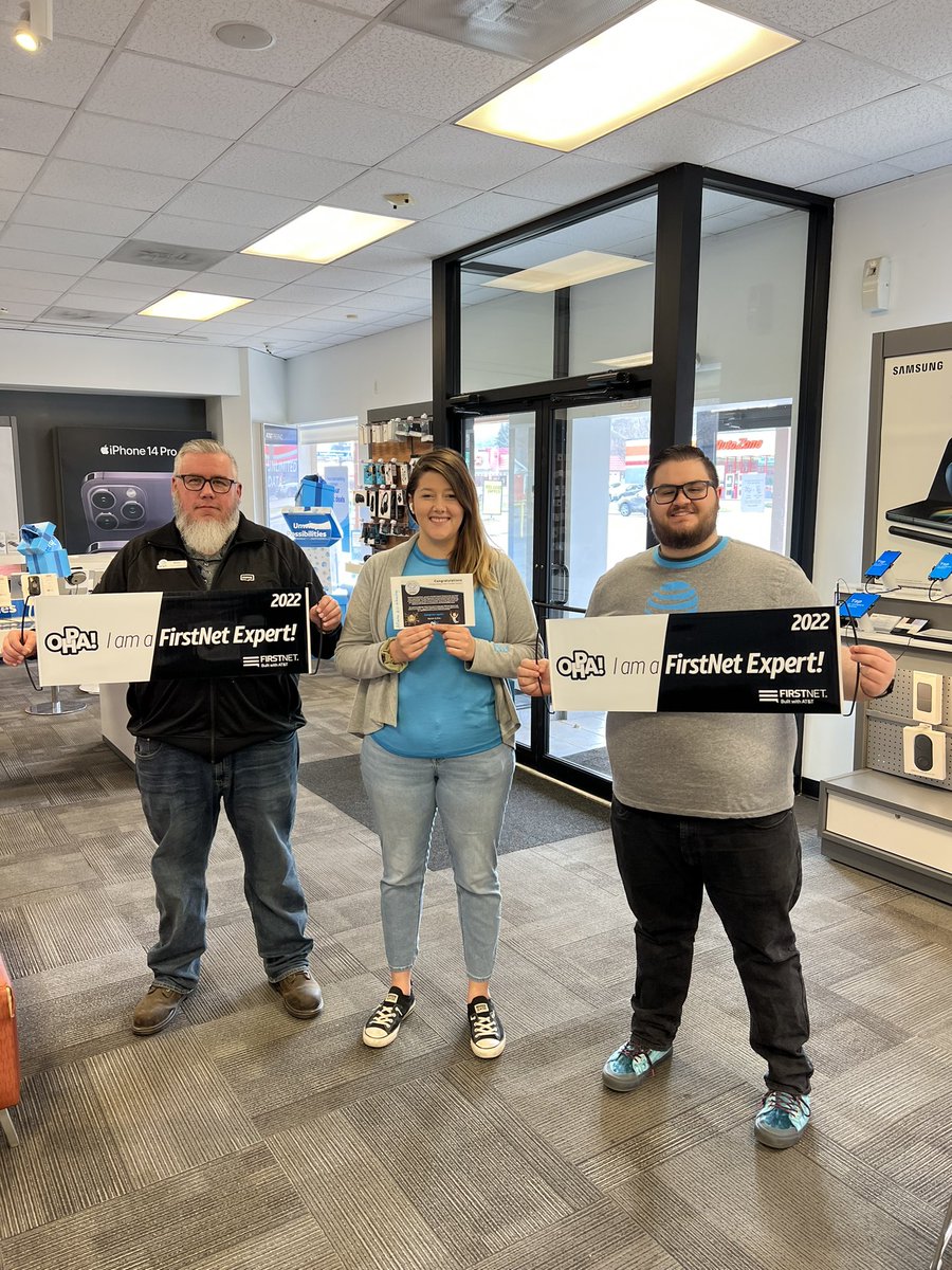 Austin Thomas tweet media