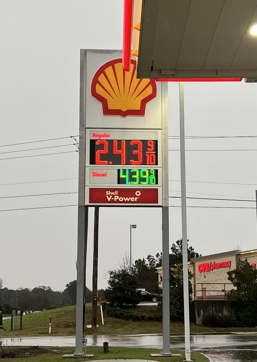 FNULNU1's tweet photo. #RegularGas… https://t.co/40jYb1P10d