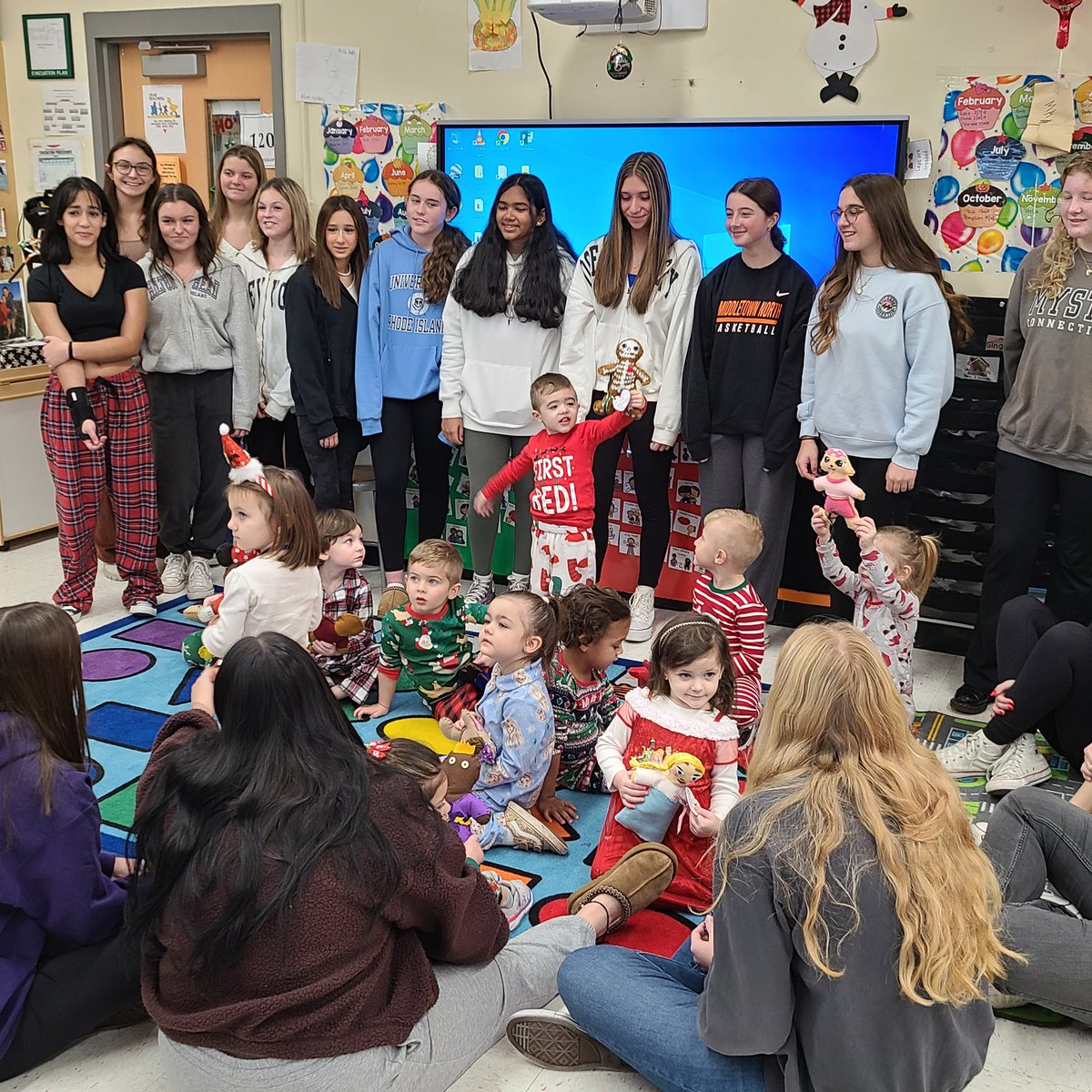LionCubsMHSN's tweet photo. Huge Thank you to @northhanson and her Fashion Design students for our personalized "Cookie "  this is a huge success every year #crosscurricularcollaboration @Mr_KCullen @MTPSpride @MTPSArts https://t.co/wN9GHdi530