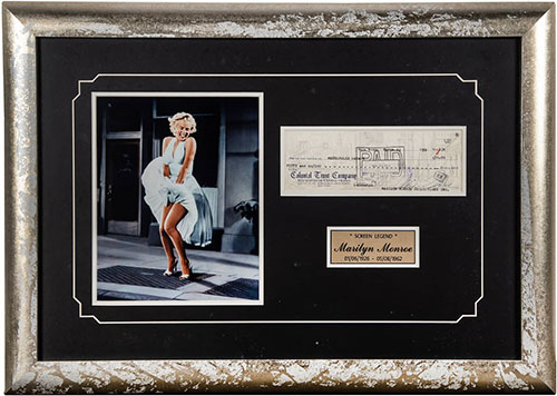 AutographMag's tweet image. Goldin's Banksy, Rare Autographs, Comics &amp;amp; Video Games Auction is LIVE! Beatles, Apollo 11, Disney, Spiderman, JFK, Marilyn, Elvis, Hendrix, Bruce Lee, Harry Potter—over 1,700 more! - mailchi.mp/autographmagaz…