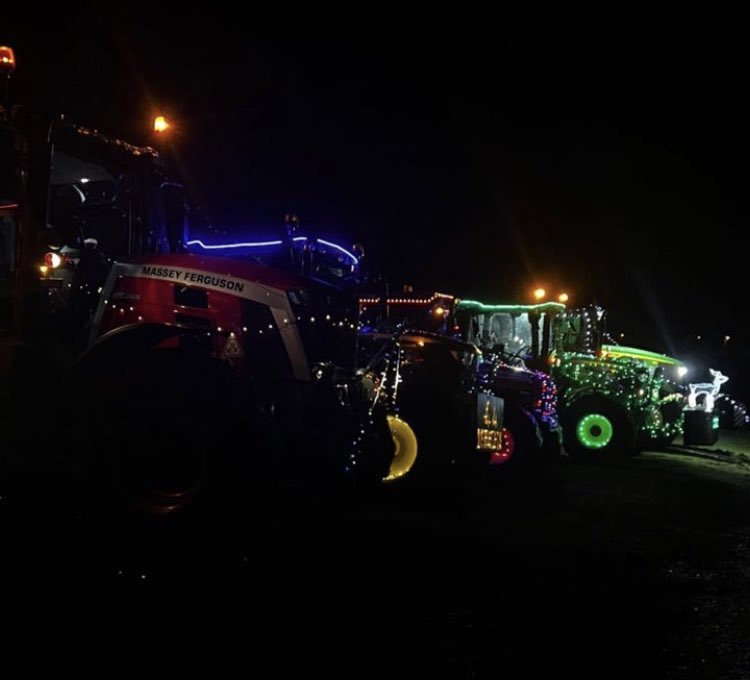 What an spectacular evening our first ever Christmas tractor rally at <a href="/ChesterHouse_UK/">The Chester House Estate</a>. A massive well done to mower man machinery for putting on a great show and the amazing CHE team!! 🚜🦌🎄
#tractorsatchesterhouse