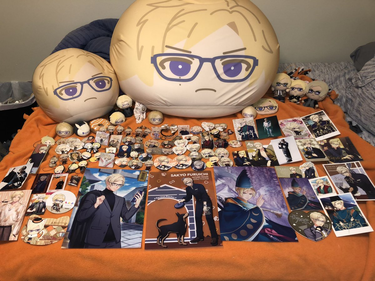 SAKYOFURUlCHI's tweet photo. love all the shrines being shared in the qrts heres my (very outdated these photos r old) sakyo merch collection https://t.co/OjJajqw10Y