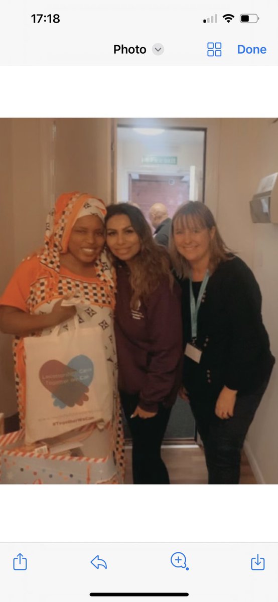 TraceyWardNCHA's tweet photo. Thankyou to @DaveBurrell07 for inviting me to Heathfield House today to make customers day’s special with Christmas presents donated from @mezmin1 and @LeicsCares great to see great partnership working with @NottsCommHA https://t.co/v1R4moOI8R
