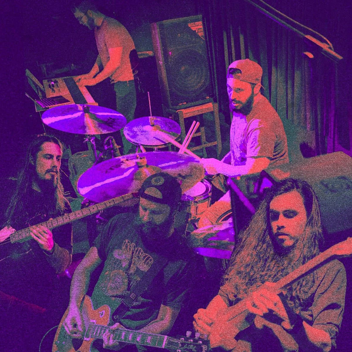 TheABRecords's tweet photo. “We want to be able to play an indie rock gig, a sludge metal gig, a punk gig, a funk gig, a jazz gig, and whatever other local bands and styles we could fit in with … to reach as many new, fresh audiences as possible.”
@shwarmaband talking in #AB76, available NOW! https://t.co/he2o0n62HF