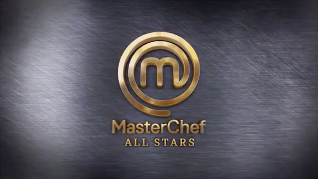 MinutoChisme's tweet photo. ¡Se encenderá la cocina nuevamente en 2023!

En los pasillos de Azteca está el rumor de que la televisora prepara #MasterChefAllStars donde los 3 finalistas de cada temporada se enfrentarán en la cocina más famosa de México @alexexquivel 

#ChismeMinuto https://t.co/8WX7P2VrEY
