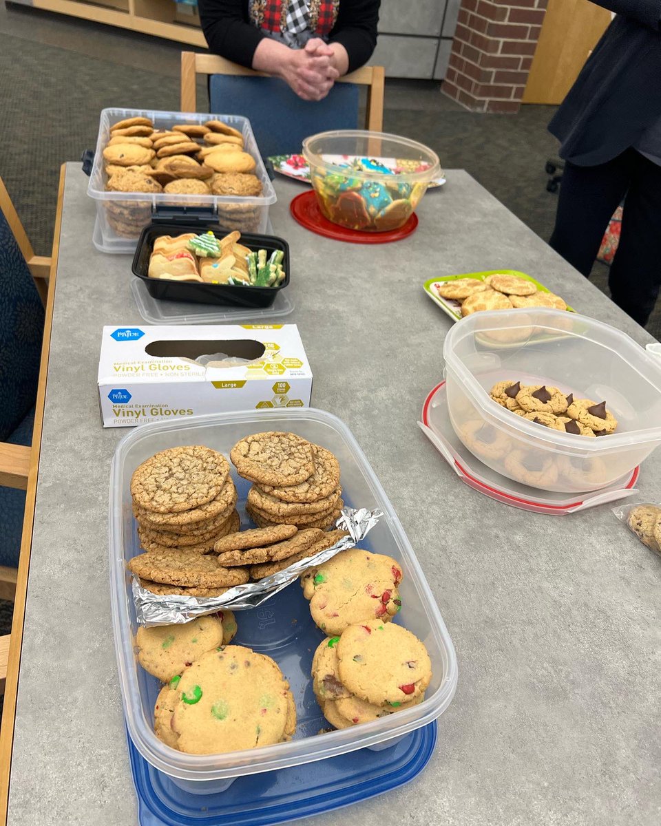 Fun time with our first ever cookie exchange after school. Lots of variety and all participants went home with a dog bone cookie cutter!