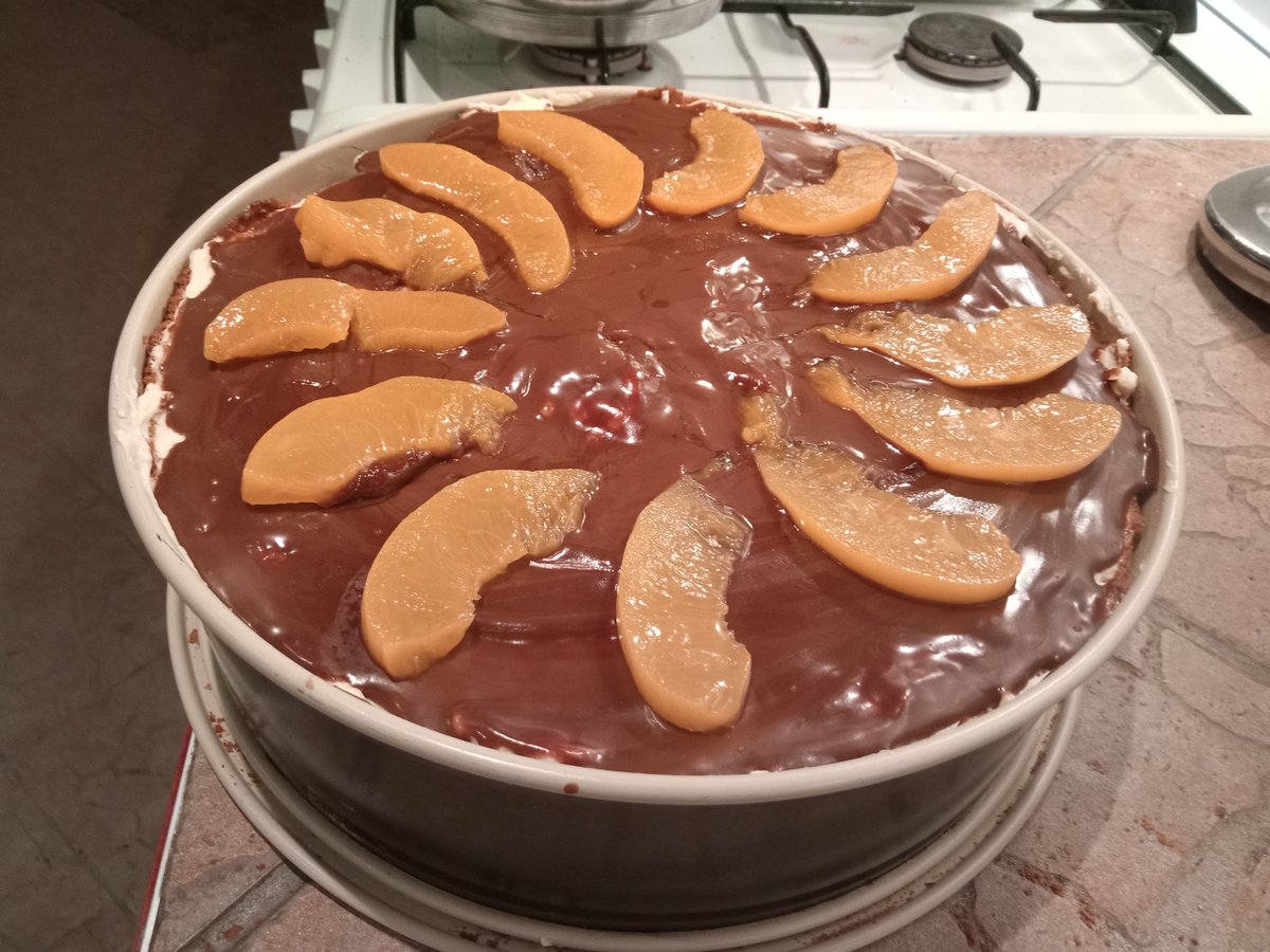 GellertFeher's tweet photo. New cake

Vaníliás barackos torta
Vanille-Pfirsich-Torte

https://t.co/YnwGQAZDDM

#énfőztem #napikonyha #napikonyhaalltagsküche #napikonyhaalltagskuche #alltagsküche #vanília #barack #torta #kuchen #torte #cake https://t.co/UnxfsieYCw