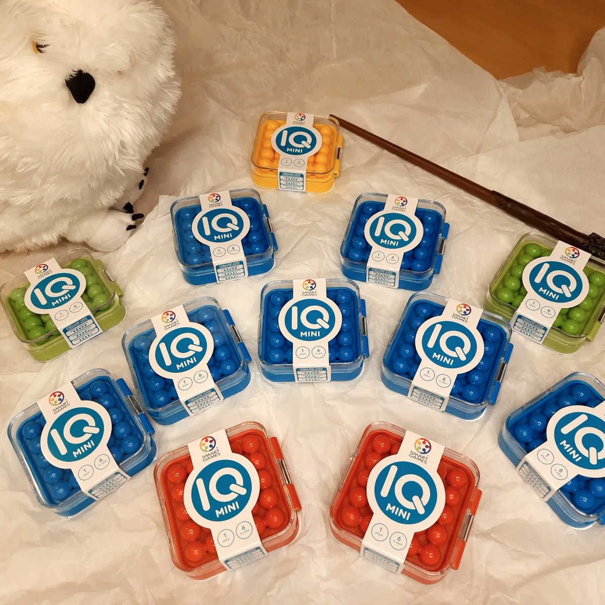kellypch's tweet photo. En agradecimiento por su inestimable ayuda, nuestras brujas y magos recibieron IQs Mini personalizados con las casas de Hogwarts, para mantener frescas nuestras mentes y crear nuestros propios retos.
#MiniIQ
#IQteam
#AventuraenHogwartsII
#cumpleañostematicos
#juegosdelógica https://t.co/lK3TW7a0su