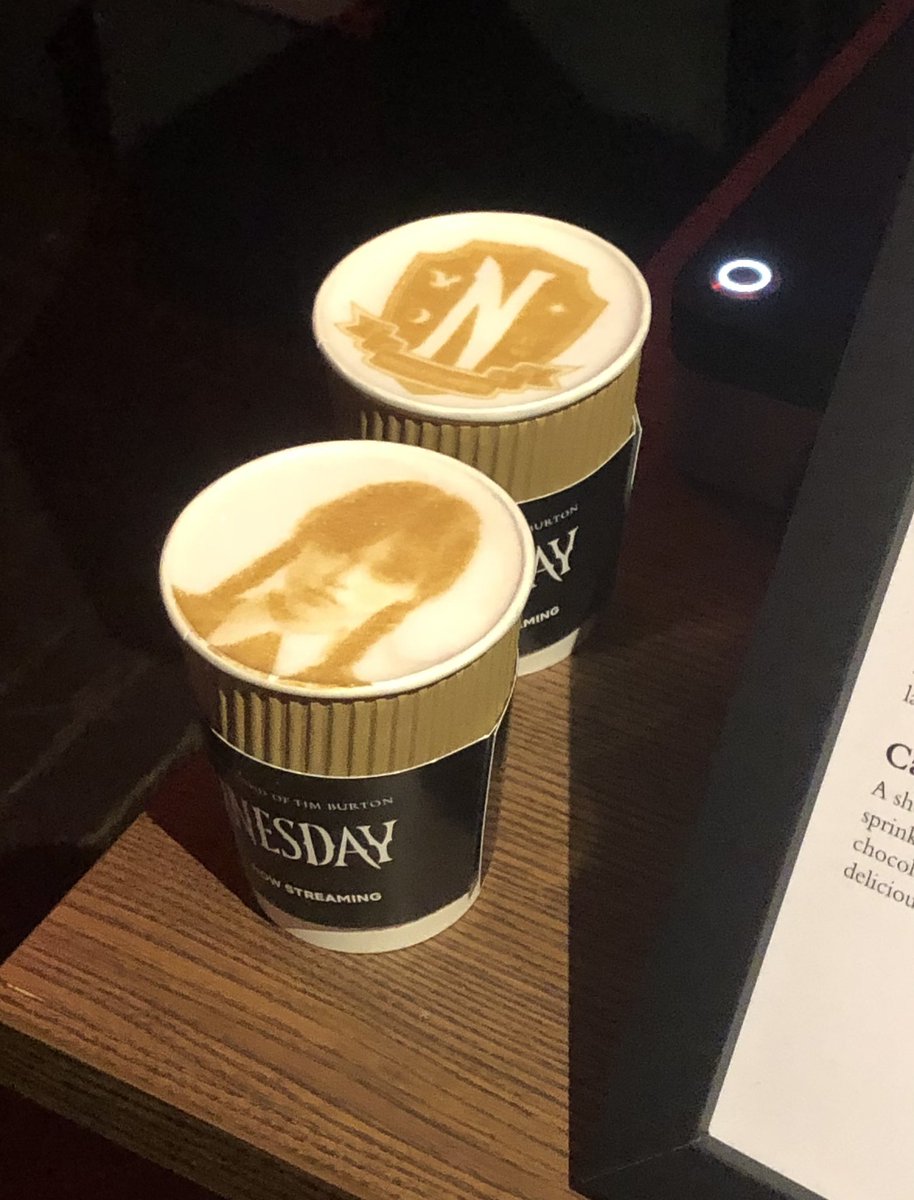 Philip Treacy tweet media