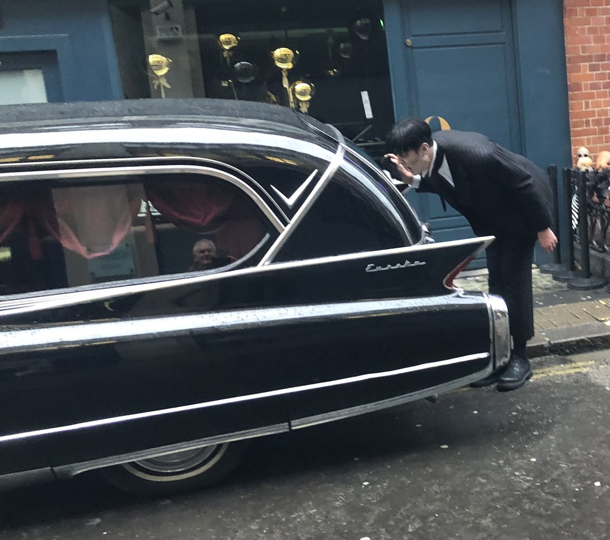 Philip Treacy tweet media