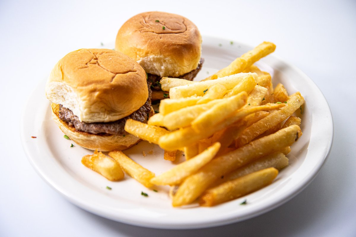 Moby Dick Restaurant tweet media