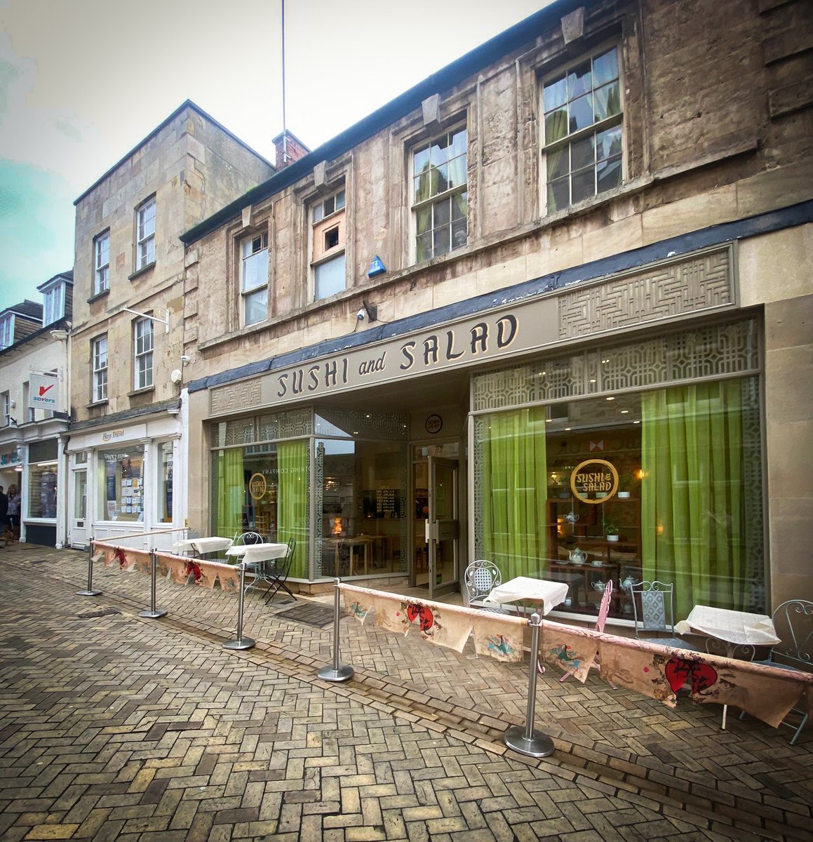 Super sushi. A recent addition to Stamford’s restaurant businesses @sushiandsaladhome offers fabulous décor and delicious sushi, the perfect combination #shopstamford #stamforduk #rutland #sushi #deliciousfood #localmagazines #fabulousfood