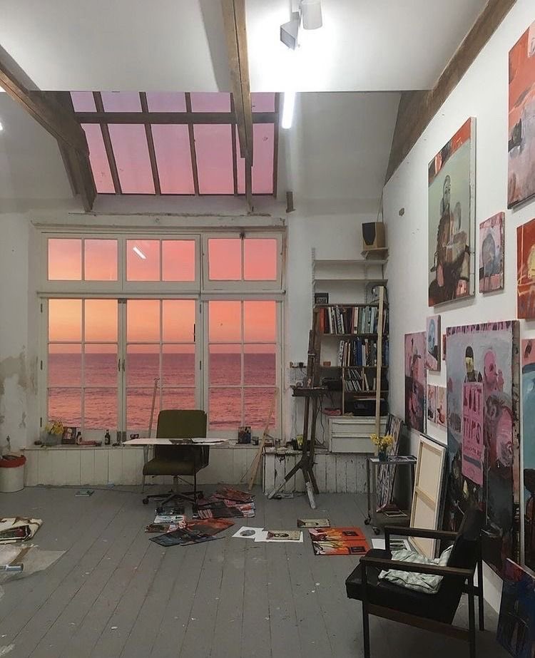 ssscorpiana's tweet photo. @feefal_ Huge windows, lots of light. Desk like a huge workshop bench. Airy, lots of space to breathe and not suffocating or crowded with much furniture. Full of books and art, mine and others that sing to me. Vibes: https://t.co/tL7bwE9axT