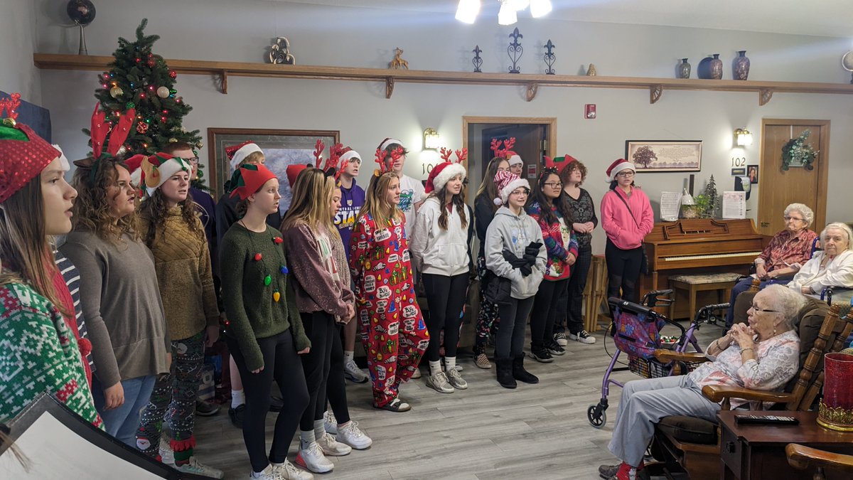 CentralDeWitt's tweet photo. The CDMS 8th grade choir spread holiday cheer at Maggie's House Assisted Living last Friday when they performed a few selections from their winter concert for the residents. Great job, Mrs. Olson and 8th grade choir members! https://t.co/8X8jIZTZYc https://t.co/rOZ3j1Vni6