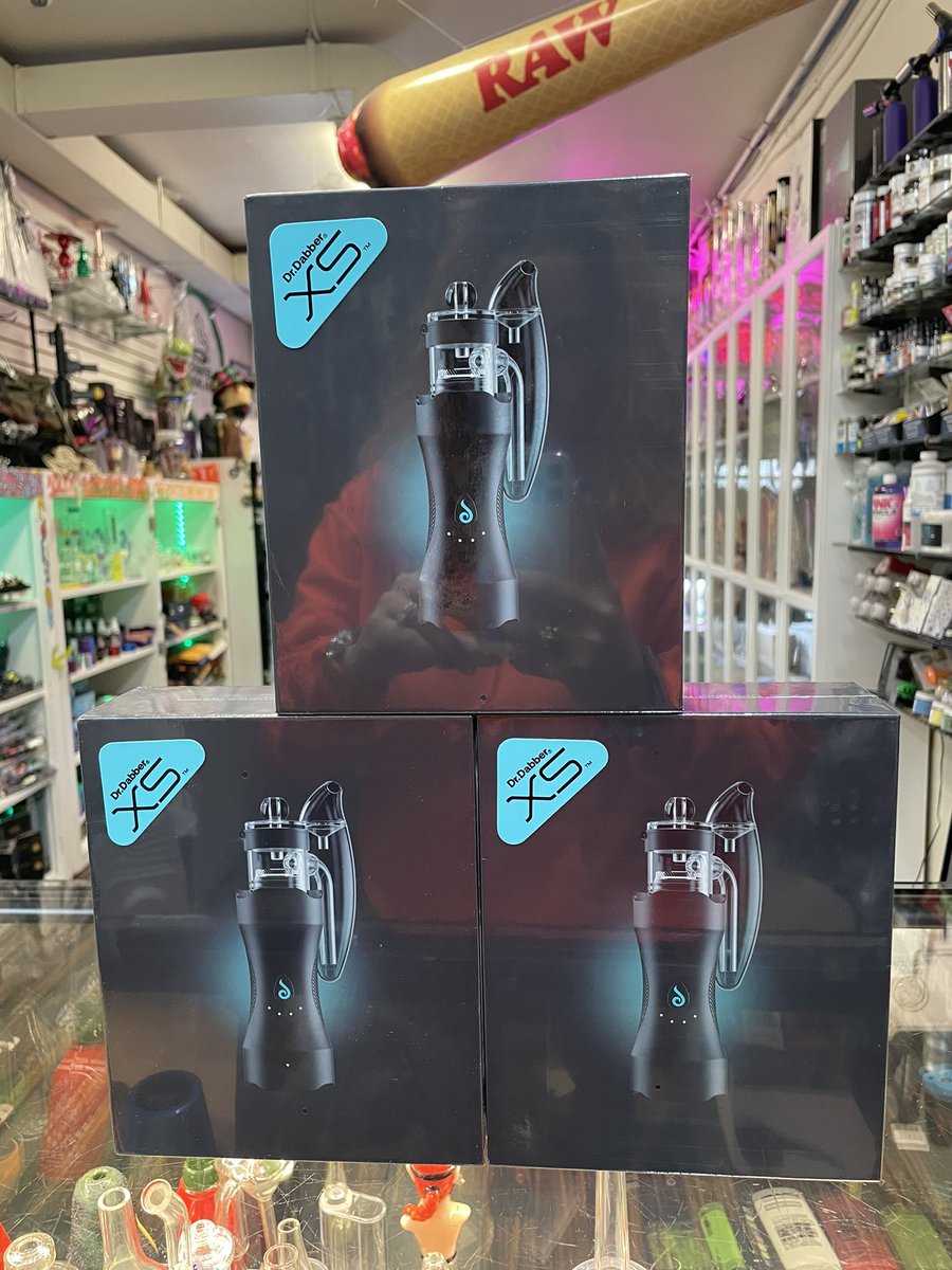 The new <a href="/DrDabber/">Dr.Dabber</a> XS has landed at the Brookland smoke shop! Drop a DM and secure yours today! <a href="/elTokedeJesus/">El Toke aka Mr Q</a> <a href="/MISS_Q_TBKSS/">Miss Q loves The Brookland Smoke Shop</a> @SrPetersLAB @AbsentFromThebs <a href="/7whtarenfts7/">Kara</a>