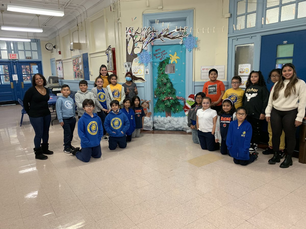 Merry Grinch-mas from Class 402 ! 🎄May your days be Merry &amp; Bright ✨ #doordecorating #firstplace <a href="/PS66JKO/">JKO Elementary</a> @MsGuzmanPS66Q