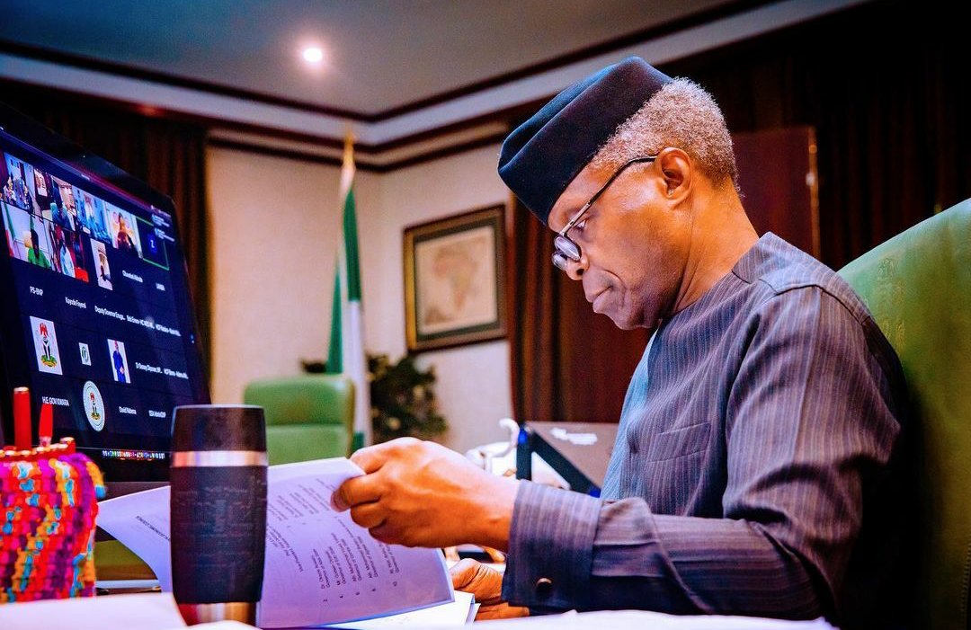 ay0dele_'s tweet photo. List of just 8 people in @officialABAT cabinet during his time as Lagos state governor and where they are today..

1. Yemi Osinbajo, served as Attorney General under Tinubu. He is from Ogun state. He is now the current Vice president of the Federal Republic of Nigeria. https://t.co/L5Ueh3K8io