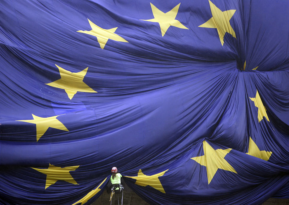 3omAleom's tweet photo. #lapersonache ripete 1000volte una stessa bugia
alla fine quella stessa bugia diventa per lui la sua verita
#IlCriterio #CorruptionEurope #corruzione
#unTemaAlGiorno https://t.co/VkDNydPahd