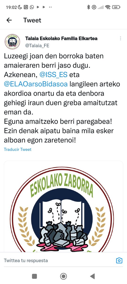 aialuki's tweet photo. Mila esker lanean egon zeraten guztioi!Bereziki @Talaia_FE ri eta talaia eskolako zuzendaritzari. Oso pozik gaude, baina @HondarribiaUdal ak pixkat lehenago ipurdia mugitu izan balu, ez ginake horrela 8 hilabete luzez egongo! Gure txikiek behingoz eskola duin bat edukiko dute! https://t.co/2AU7vTL9LG