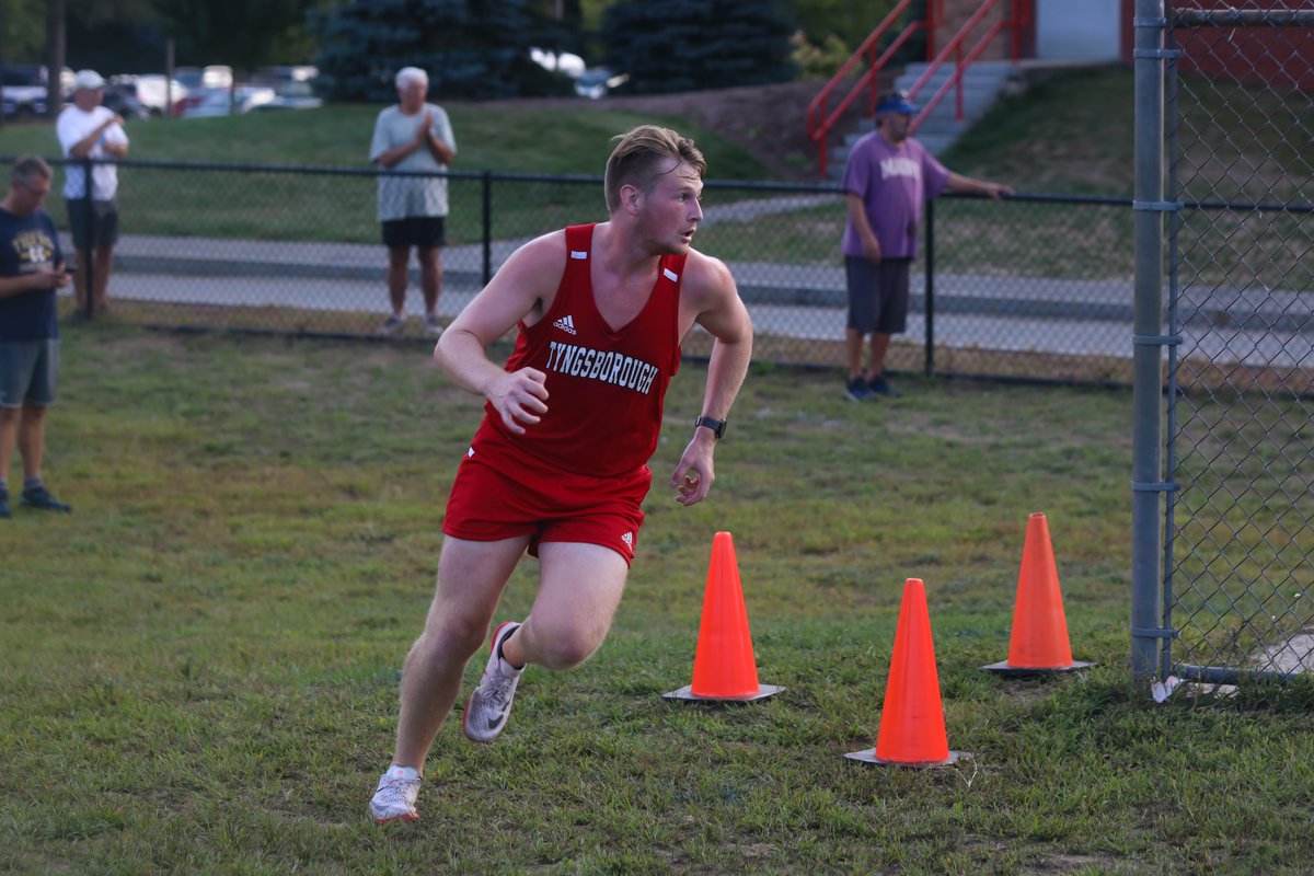 tyngtigersports's tweet photo. Congratulations to Colin Riley 🎽🏃‍♂️Tyngsborough High Schools Athletic Departments December Sportsmanship Athlete of the Month.  Colin is helpful, respectful, and a positive role model during all competitions &amp; practices. #tpsprepares https://t.co/TnUOlvYHQO