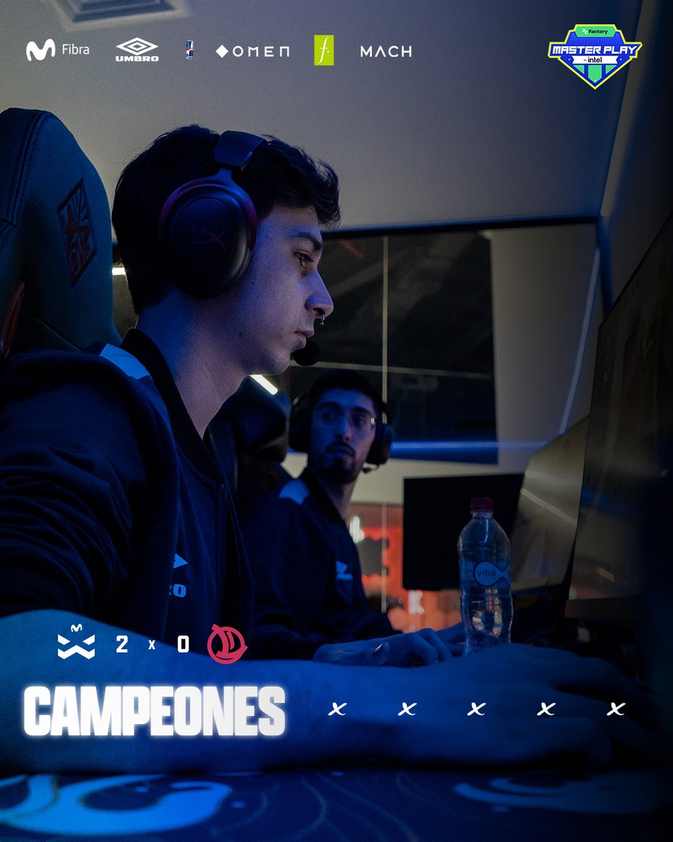 movistaroptix's tweet photo. ¡𝗦𝗢𝗠𝗢𝗦 𝗖𝗔𝗠𝗣𝗘𝗢𝗡𝗘𝗦𝗦𝗦 𝗗𝗘 𝗠𝗔𝗦𝗧𝗘𝗥 𝗣𝗟𝗔𝗬! 🏆
Lo que jugaron los muchachos de la ✖️en la final está a un nivel épico 🔥 Amasaron el torneo y nos dieron esta increíble victoria para Movistar Optix 😈 
El 2023 se viene increíble 💙
#GoMOX #MasterPlay https://t.co/PLQfpQVRgc