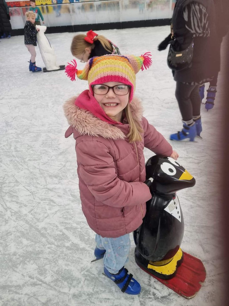 CoastFamilies's tweet photo. Had a great time on the ice for our first event on the ice this Christmas https://t.co/VDFsDTa0ya