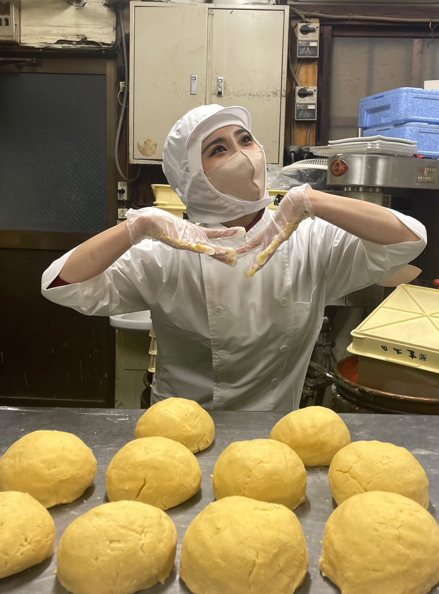 moemi_nu's tweet photo. 今夜もいっぱい作りました🦤🍪 https://t.co/OZjbAYDiyt
