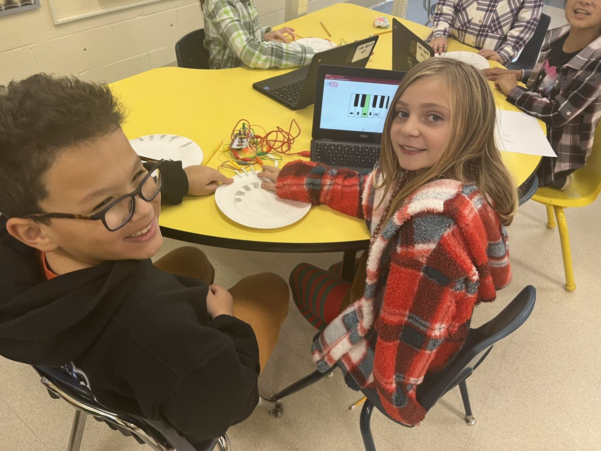 Mrs. Nicholls tweet media