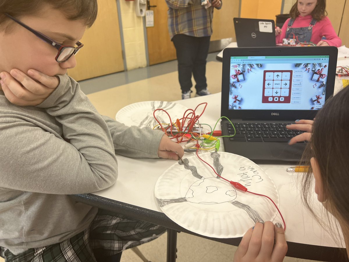 Mrs. Nicholls tweet media