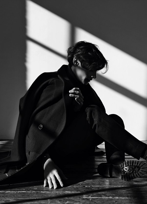 ⠀
   𝐤𝐚𝐳 ´𝚍𝚒𝚛𝚝𝚢𝚑𝚊𝚗𝚍𝚜´ 𝐛𝐫𝐞𝐤𝐤𝐞𝐫. 
   an original &amp; independent    
   portrayal.   the thief, 
   mastermind,  1/6 of the 
   crows.  murderous leader 
   of the dregs. ships w/ chem
   (n)sfw themes. mdni in place. 
  ⠀