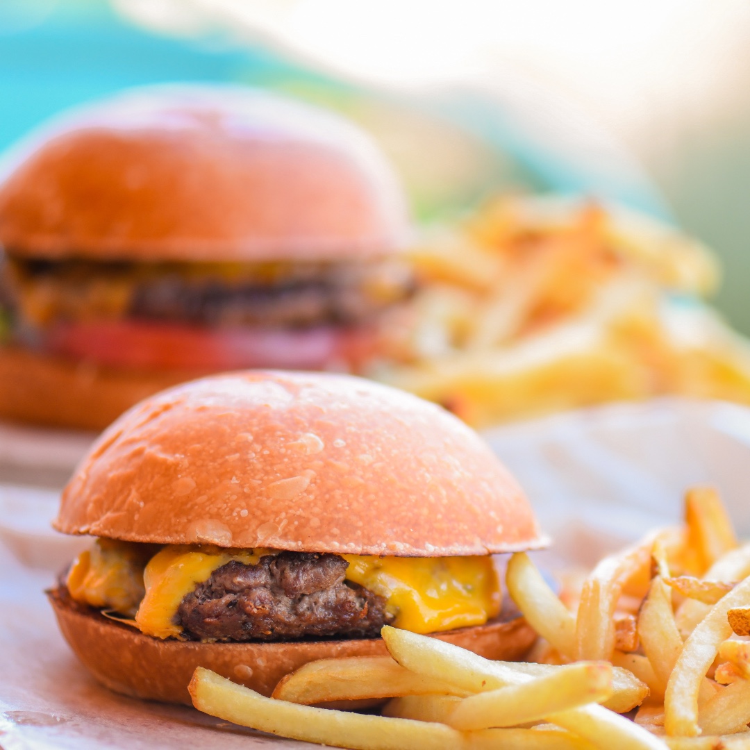 If the kids are home this week, head to Grub! Mention "HOLIDAY BREAK" when you order to receive a FREE kid's meal with purchase of an adult entree, now through 12/22.