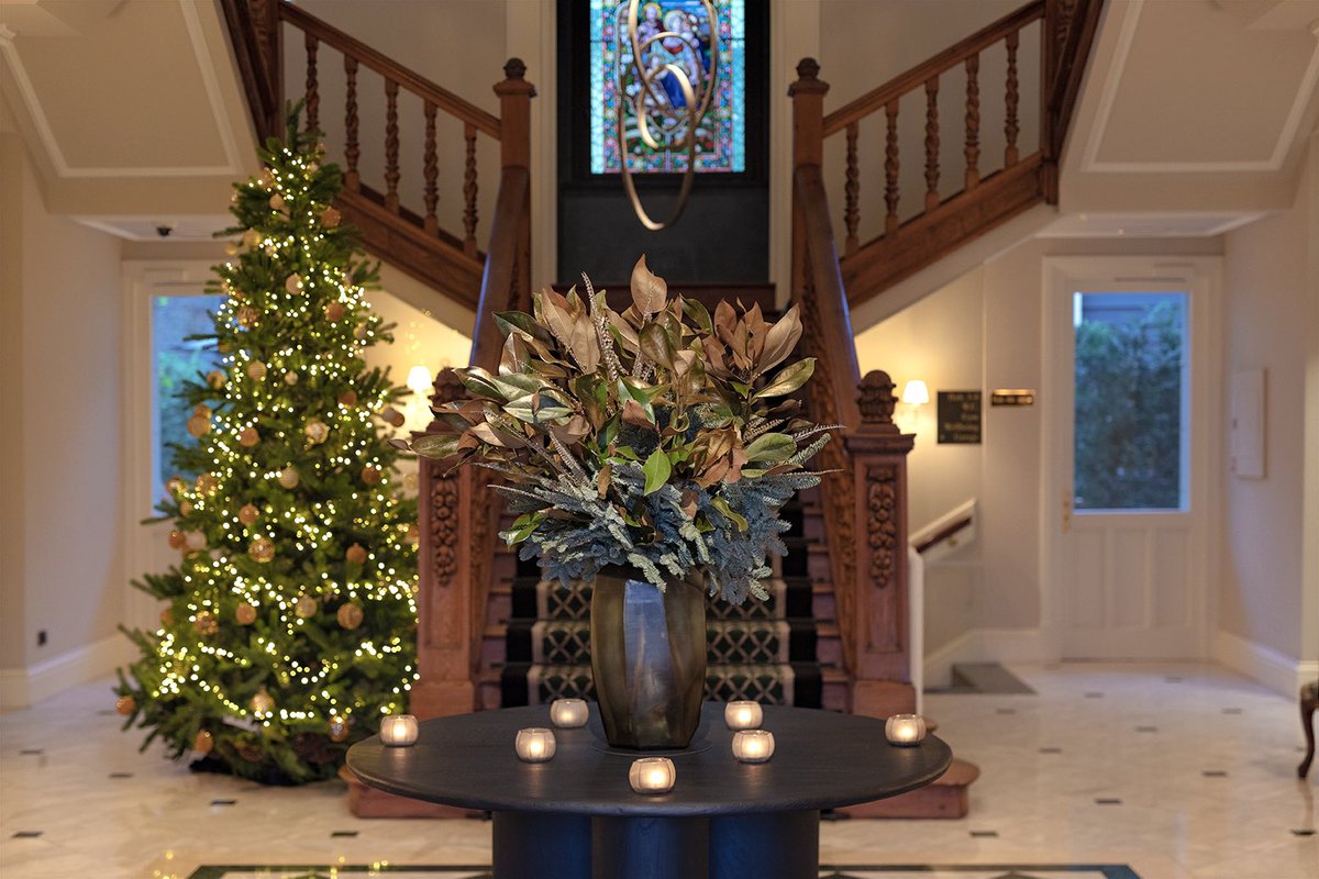 Mate_comu's tweet photo. MATE &amp; VILLA SORO: realizamos el reportaje fotográfico navideño del @VillaSoroHotel. https://t.co/NZBQw70JIB