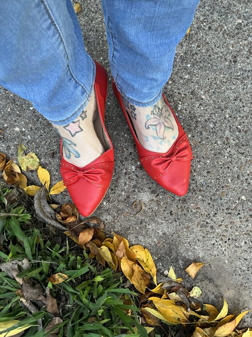 Red shoes! Wanna see how worn out they&rsquo;ve gotten? #wellworn #wornshoes #feetworship #smellyshoes #bbwshoes<a href="/tag/goddess"class="tags"><span>#goddess</span></a><a href="/tag/bbw"class="tags"><span>#bbw</span></a><a href="/tag/goth"class="tags"><span>#goth</span></a><a href="/tag/milf"class="tags"><span>#milf</span></a><a href="/tag/revving"class="tags"><span>#revving</span></a><a href="/tag/wornshoes"class="tags"><span>#wornshoes</span></a>