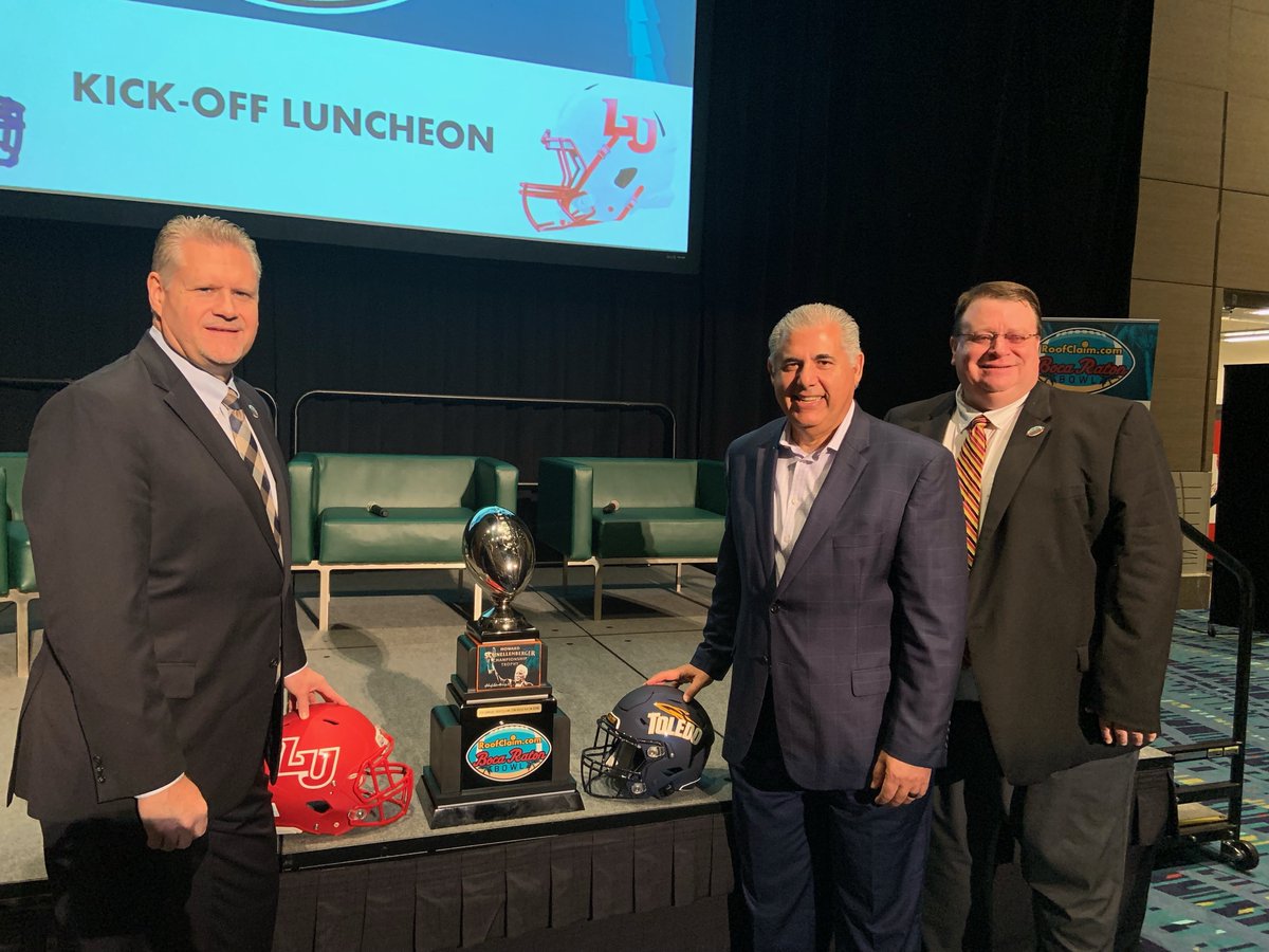bocachamber's tweet photo. The Boca Chamber celebrates tomorrow nights game at the https://t.co/W7OnfjMdnY Boca Raton Bowl Kick off luncheon! Join us tomorrow night to cheer on the Toledo Rockets and Liberty Flames at FAU stadium. #roofclaim #bocaratonbowl #football #CollegeFootball https://t.co/b6EzjSGnNg